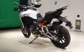 DUCATI MULTISTRADA V4S 2024