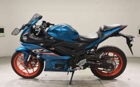YAMAHA YZF-R25 A 2025 RG43J