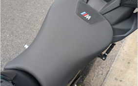 BMW M1000R 2024 0E81