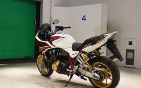 HONDA CB1300SB SUPER BOLDOR SP 2023 SC54