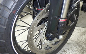 HUSQVARNA SVARTPILEN 401 2021