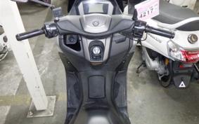 YAMAHA N-MAX SEG6J