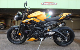 TRIUMPH STREET TRIPLE RS 2025 HDA614