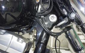 HARLEY FLD 1580 2014
