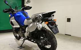 YAMAHA XT1200Z SUPER TENERE 2011