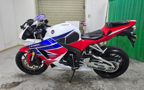 HONDA CBR600RR 2017 PC40