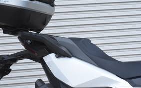 HONDA X-ADV 750 2026 RH21