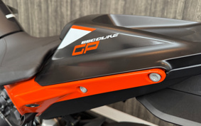 KTM 890 DUKE GP TU940