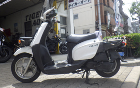 YAMAHA GEAR PARKING STAND