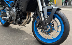 SUZUKI GSX-8S EM1AA
