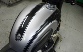 TRIUMPH BONNEVILLE T100 2025