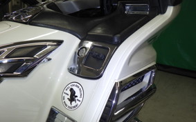 HONDA GL 1800 GOLD WING 2004 SC47