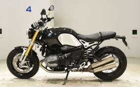 BMW R NINE T 2023