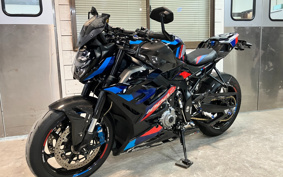 BMW M1000R 2023 0E81