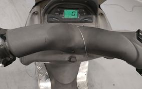 YAMAHA MAJESTY 125 SE27