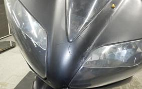 YAMAHA YZF-R1 2005