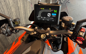 KTM 1290 SUPER DUKE GT V6940
