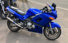 KAWASAKI ZZ-R400 2004 ZX400N