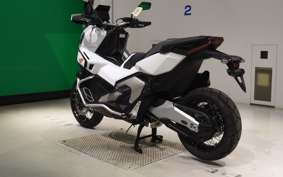HONDA X-ADV 750 2025 RH21