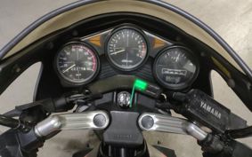 YAMAHA XJ750 E 1983 29R