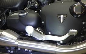 TRIUMPH BONNEVILLE BOBBER 2020