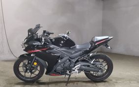 YAMAHA YZF-R25 RG10J