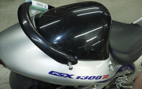 SUZUKI GSX-1300R HAYABUSA 2003