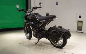 HUSQVARNA SVARTPILEN 401 2018