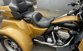 HARLEY FLHTCU TRIKE 2017 MAD
