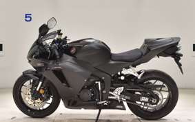 HONDA CBR600RR 2024 PC40