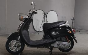 YAMAHA VINO 125 SE24