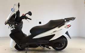 SUZUKI SKYWAVE 200 (Burgman 200) CH41A