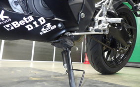 YAMAHA YZF-R15M