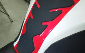 YAMAHA YZF-R7 2022 RM39J