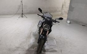 HONDA CB250R MC52