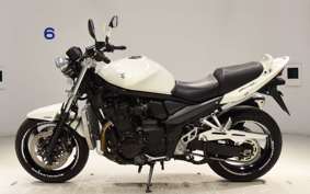 SUZUKI BANDIT 1250 F 2010 GW72A