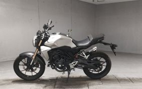 HONDA CB250R MC52