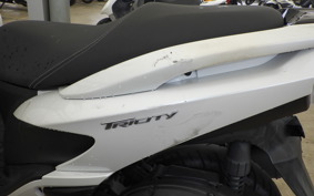 YAMAHA TRICITY 125 SE82J