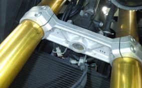 SUZUKI Vｽﾄﾛｰﾑ1000A 2014 VU51A