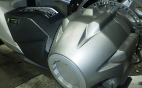 HONDA VFR1200F 2013 SC63