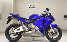 HONDA CBR600RR 2004 PC37