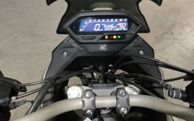 HONDA CB200X MC56