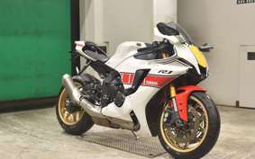 YAMAHA YZF-R1 2023 RN65J