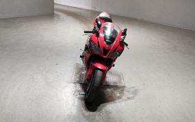 HONDA CBR600RR PC40