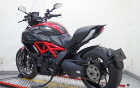 DUCATI DIAVEL CARBON 2017 ZDMG105JAFB