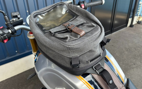 BMW R NINE T 2018 0J01
