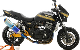 KAWASAKI ZRX1200 DAEG 2017 ZRT20D
