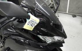 KAWASAKI ZX-25R ZX250E