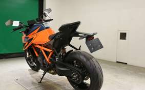 KTM 1290 SUPER DUKE R 2021