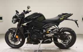 TRIUMPH STREET TRIPLE RS 2025